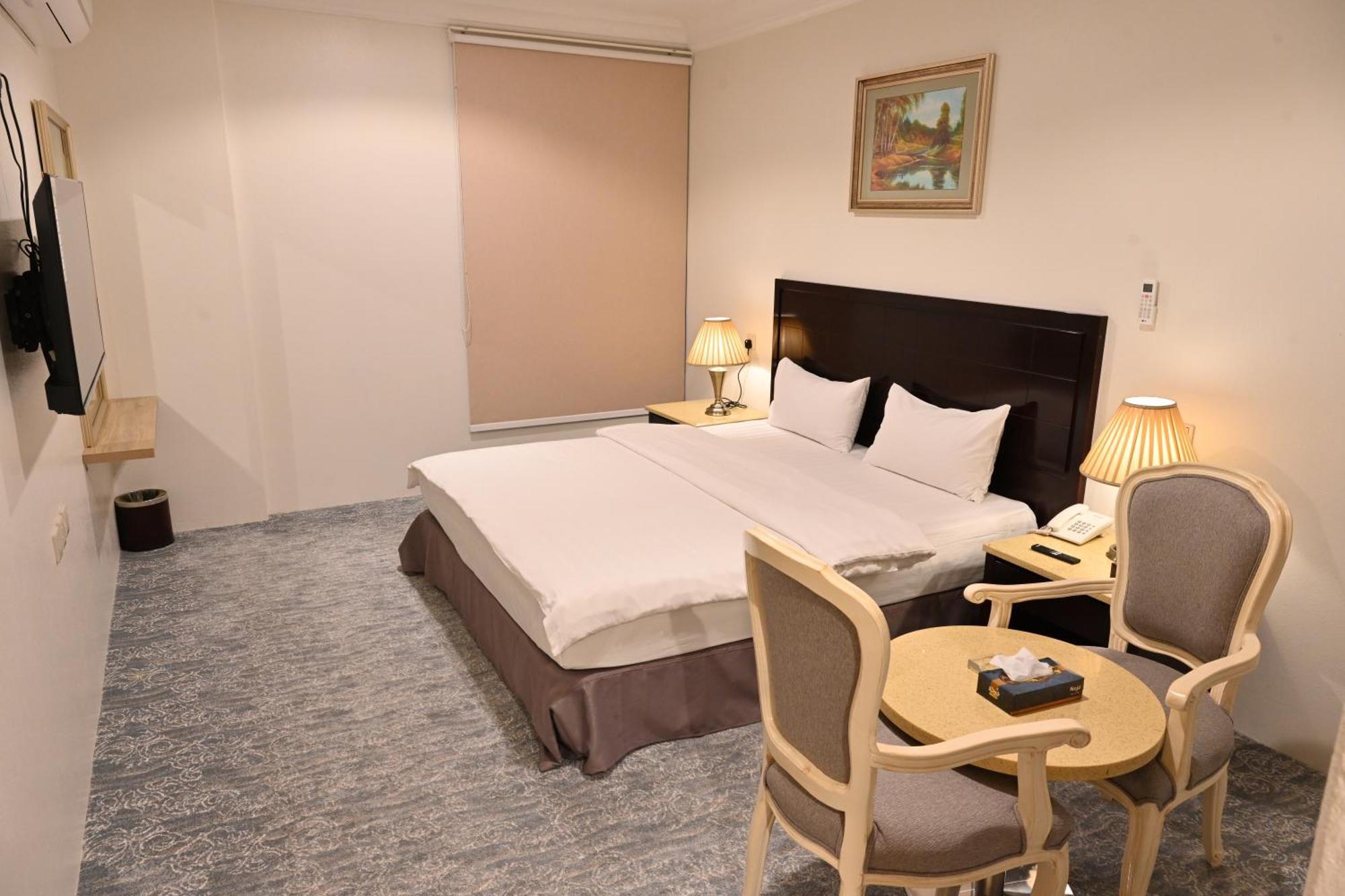 Al Furat Madayin Hotel Ер-Ріяд Номер фото
