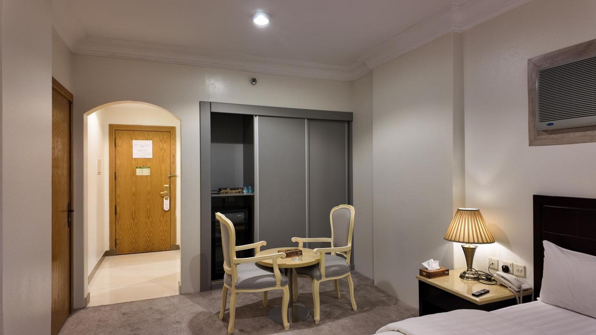 Al Furat Madayin Hotel Ер-Ріяд Екстер'єр фото